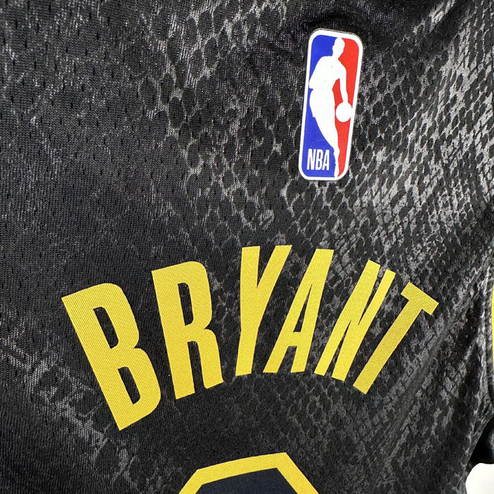 Regata Infantil  Los Angeles Lakers Kobe Bryant 8 Preta