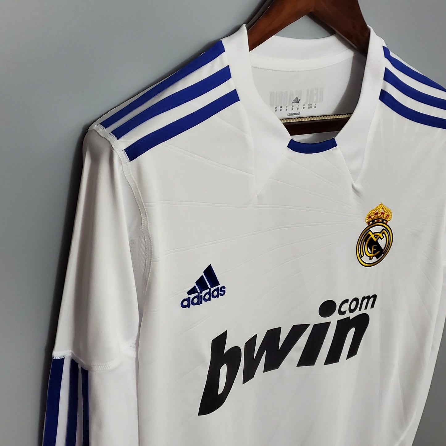 Camisa Real Madrid Titular 10/11 - Versão Retrô Manga Longa