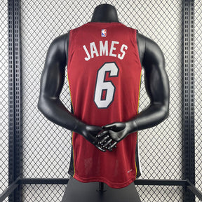 Regata  Miami Heat Statement Edition LeBron James Vermelha