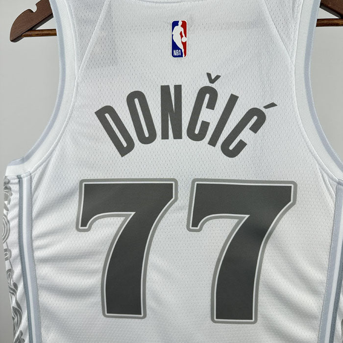 Regata  Dallas Mavericks City Edition 24/25 Luka Doncic Branca