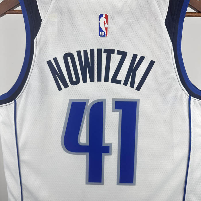 Regata  Dallas Mavericks Association Edition Dirk Nowitzki