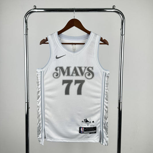 Regata  Dallas Mavericks City Edition 24/25 Luka Doncic Branca
