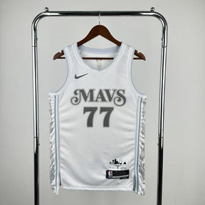 Regata  Dallas Mavericks City Edition 24/25 Luka Doncic Branca