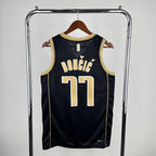 Regata  Dallas Mavericks Select Series 24/25 Luka Doncic
