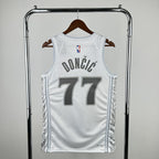 Regata  Dallas Mavericks City Edition 24/25 Luka Doncic Branca