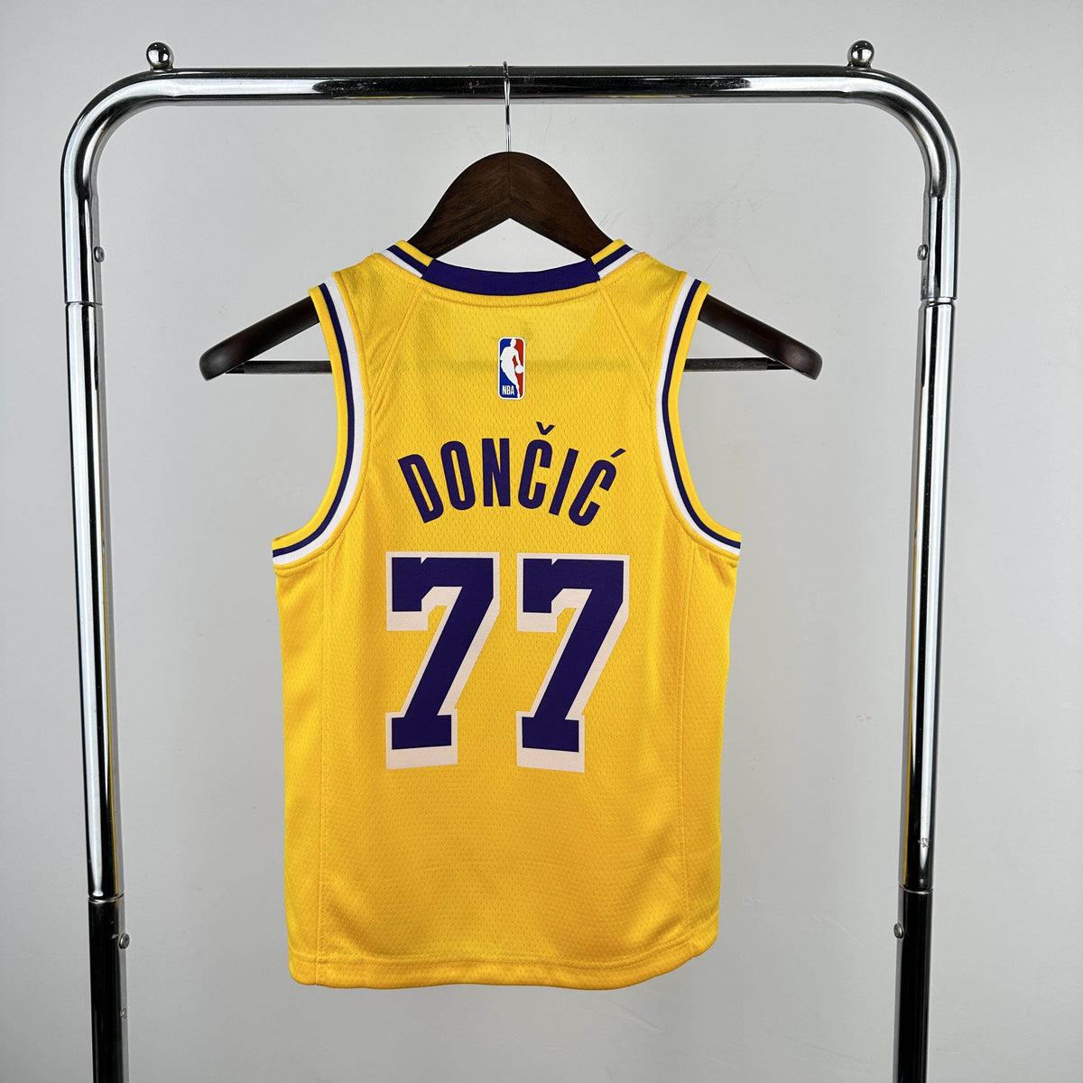 Regata Infantil  Los Angeles Lakers Luka Doncic Amarela