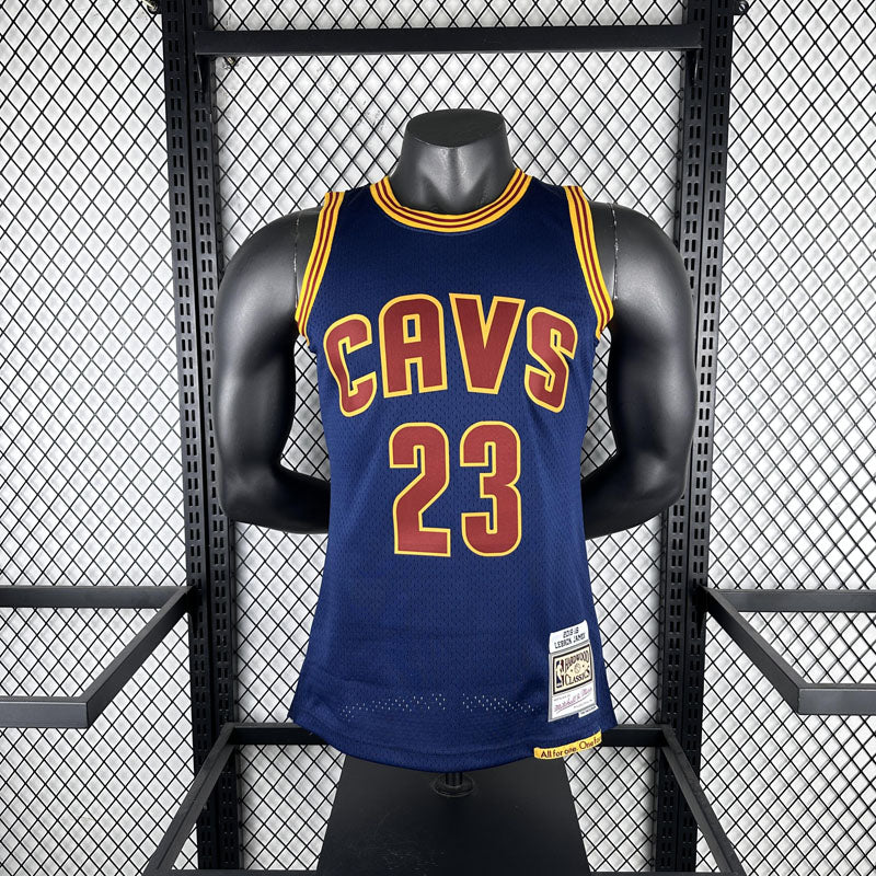 Regata Cleveland Cavaliers Retrô Mitchell & Ness 2015/2016 LeBron James
