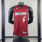 Regata  Miami Heat Statement Edition LeBron James Vermelha