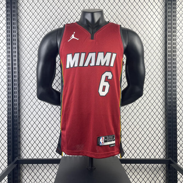 Regata  Miami Heat Statement Edition LeBron James Vermelha