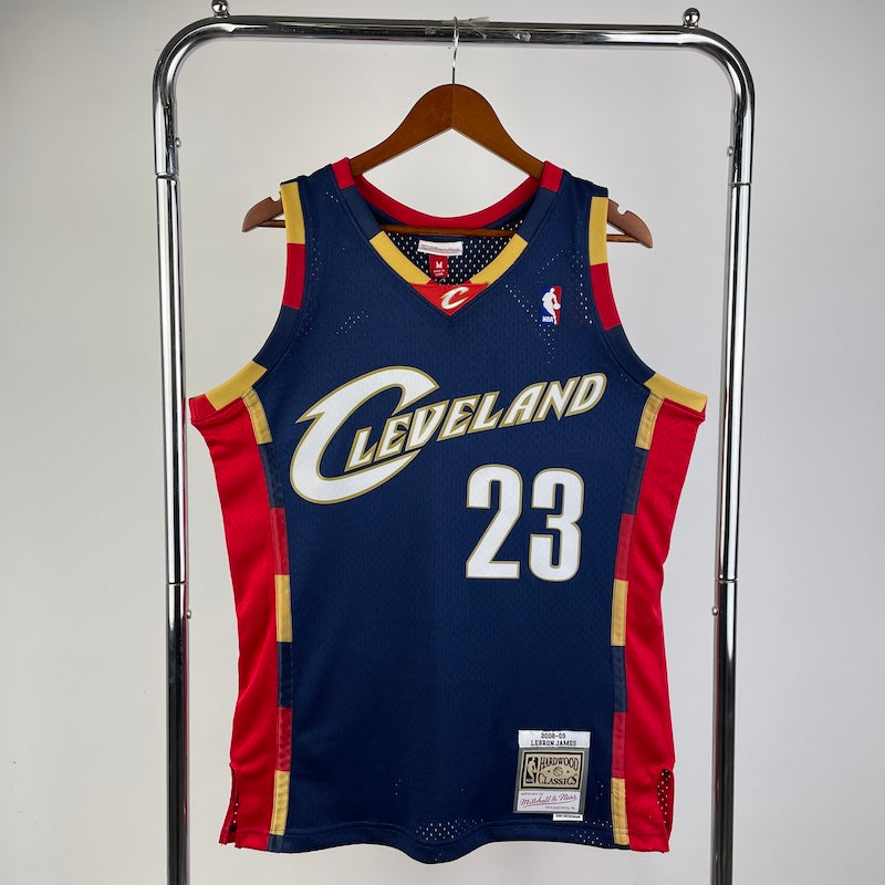 Regata Cleveland Cavaliers Retrô Mitchell & Ness 2008/2009 LeBron James