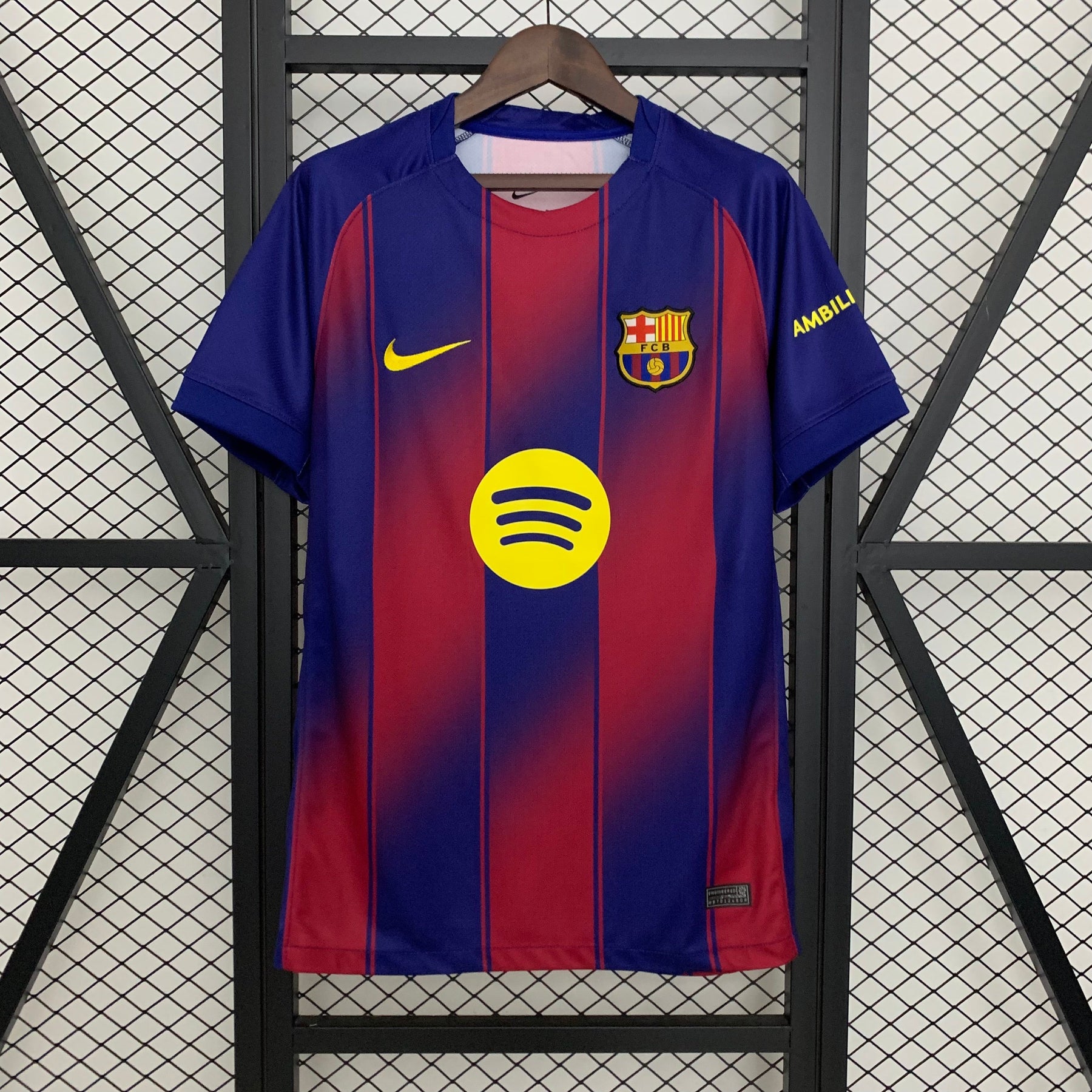 Camisa Barcelona I 25/26 Vermelha e Azul