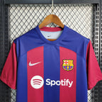 Camisa Barcelona I 23/24 Vermelha e Azul Masculina