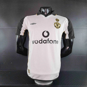 Camisa Manchester United Dupla Face 100 Anos Retrô 2001/2002 Branca / Dourada Masculina